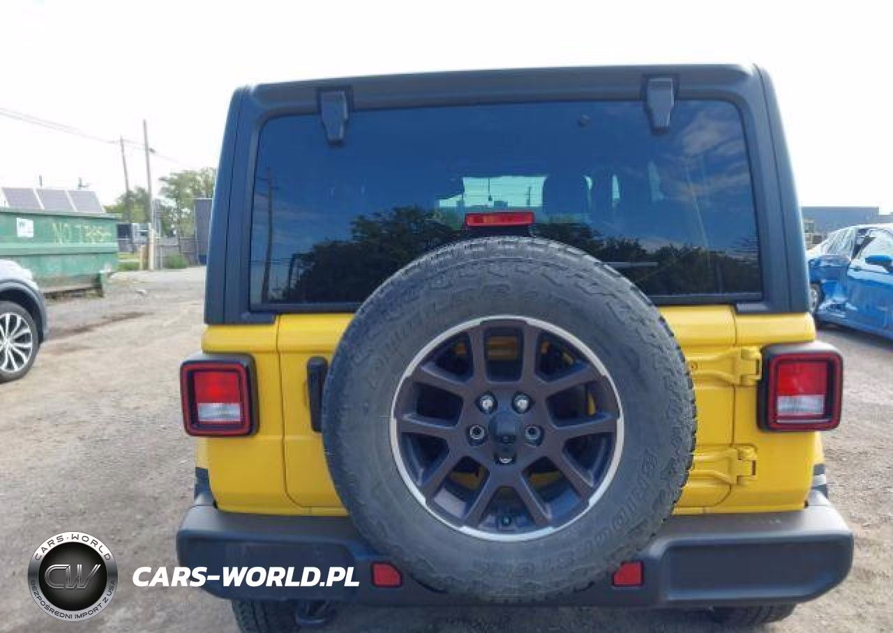 2021 Jeep Wrangler Unlimited Sahara VIN:1C4HJXEN2MW620249 - 17