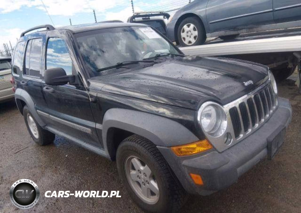2005 Jeep Liberty Sport VIN:1J4GL48K95W590524 - 1