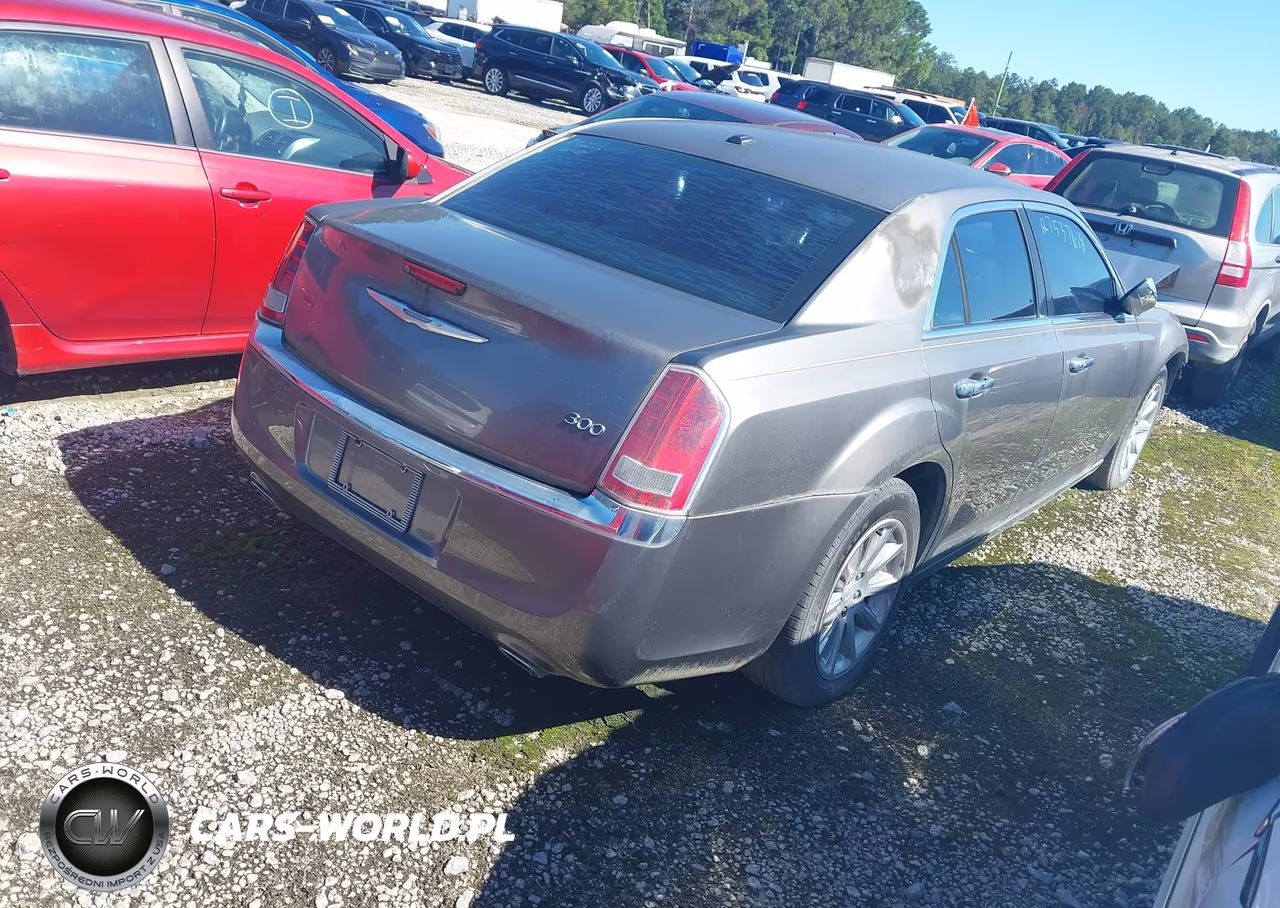 2012 Chrysler 300 Limited VIN:2C3CCACGXCH199615 - 4