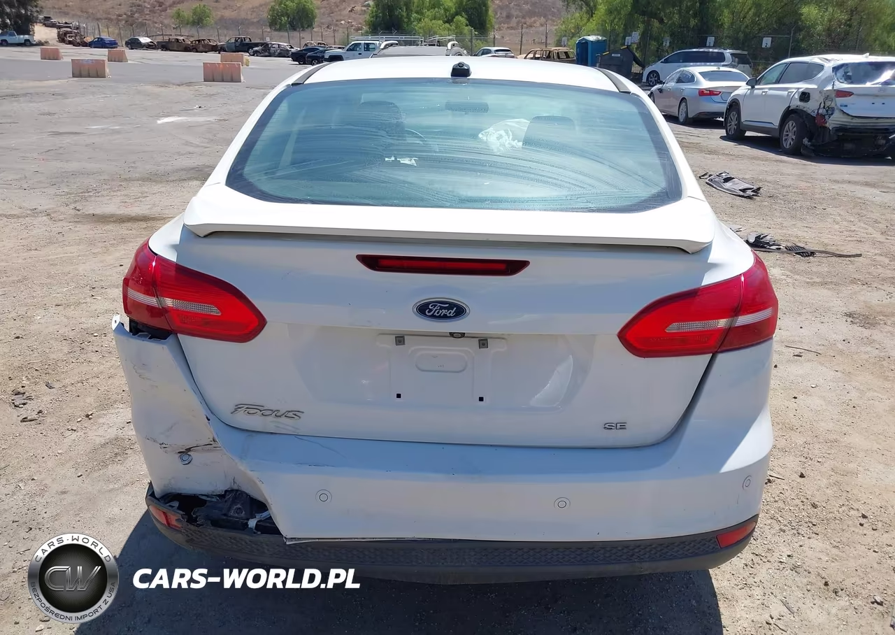 2015 Ford Focus Se VIN:1FADP3F20FL348689 - 16