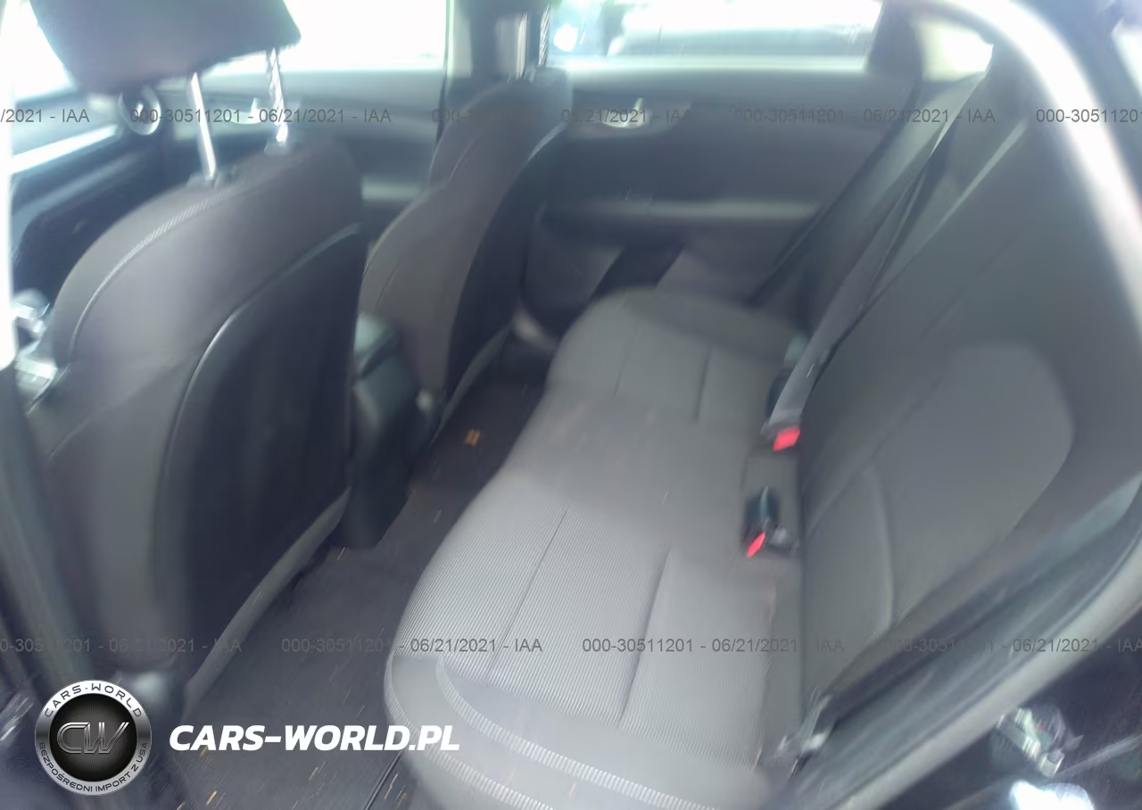 2020 Kia Forte Lxs VIN:3KPF24AD5LE232179 - 8