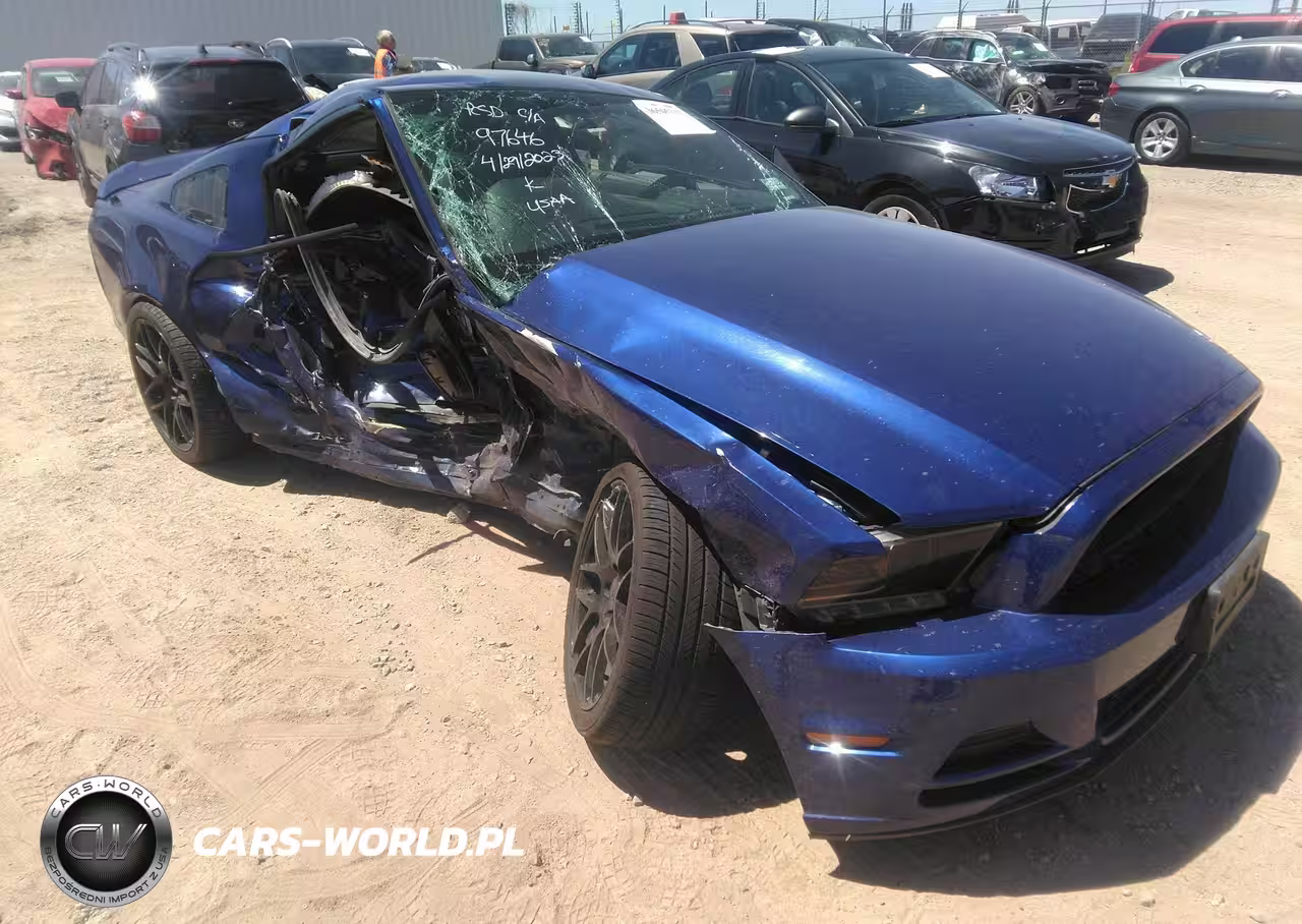 2014 FORD MUSTANG V6