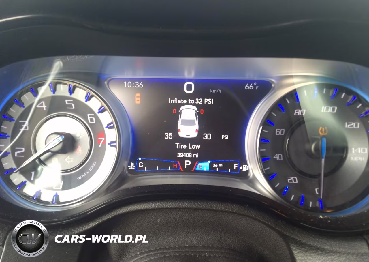 2016 Chrysler 300 300S VIN:2C3CCABG5GH311034 - 7