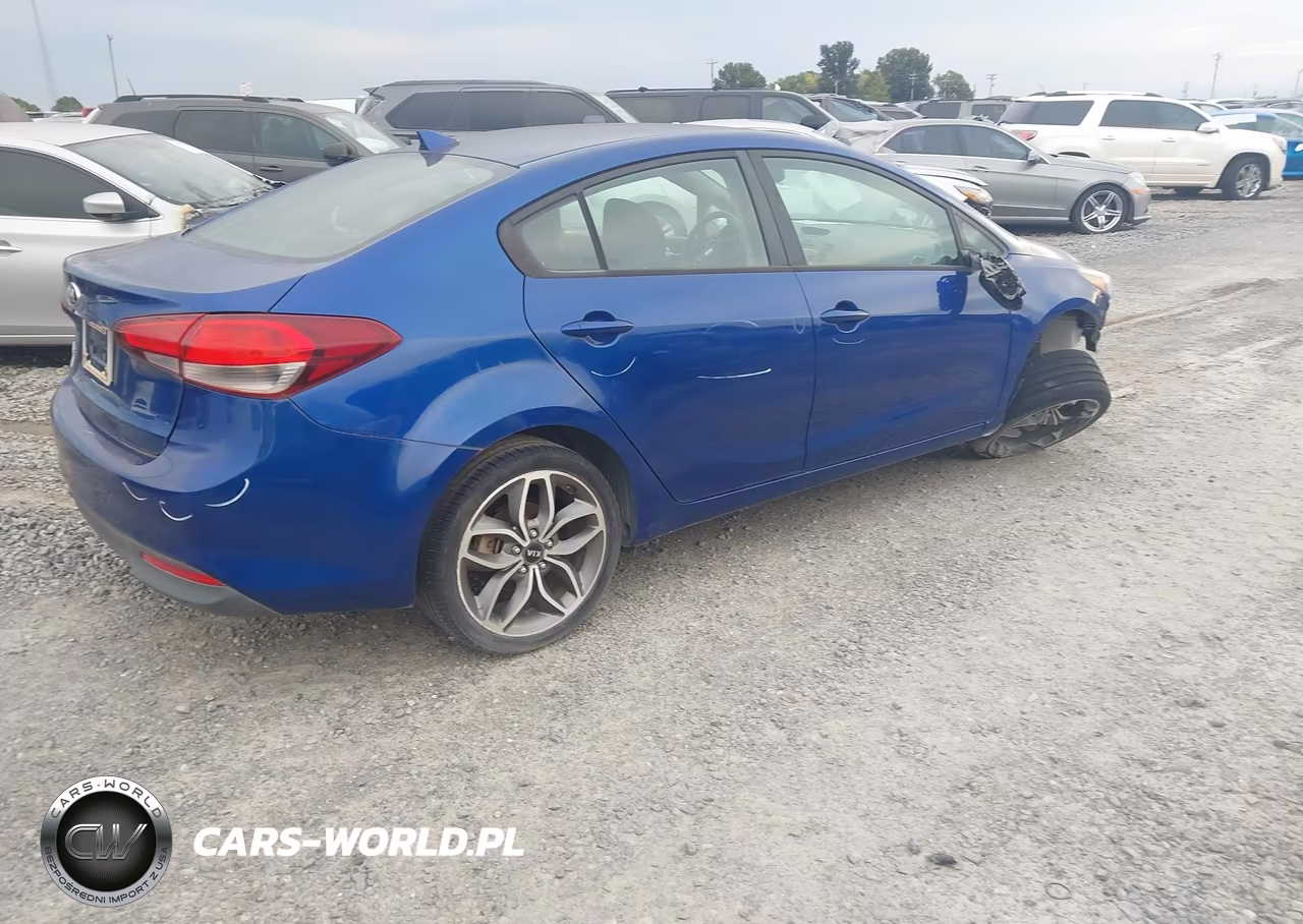 2017 Kia Forte Lx VIN:3KPFL4A74HE067272 - 4