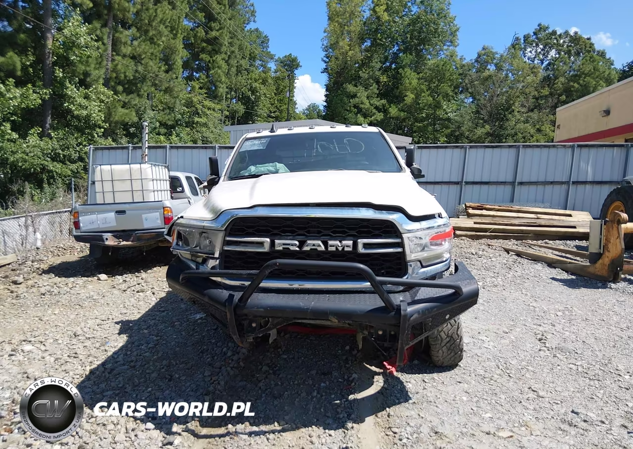 2021 Ram 3500 Chassis Tradesman-Slt-Laramie-Limited VIN:3C7WRTCL0MG673558 - 12