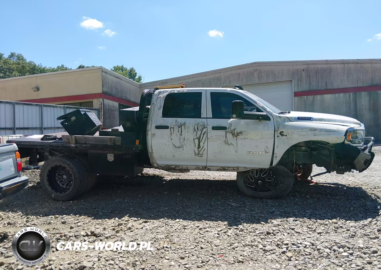 2021 Ram 3500 Chassis Tradesman-Slt-Laramie-Limited VIN:3C7WRTCL0MG673558 - 13