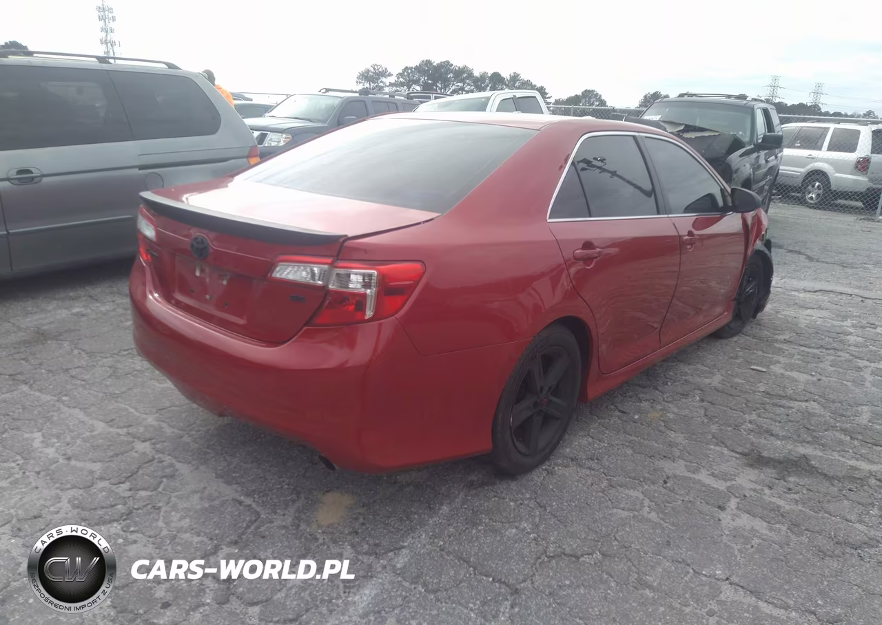 2014 Toyota Camry Se VIN:4T1BF1FK1EU780723 - 4