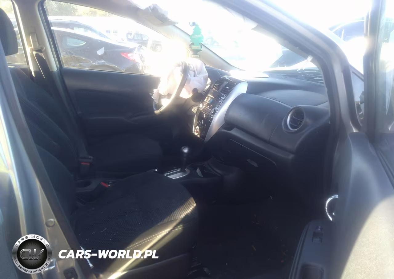2015 Nissan Versa Note S Plus-Sv-Sr-S (Sr)-Sl VIN:3N1CE2CP5FL373889 - 5