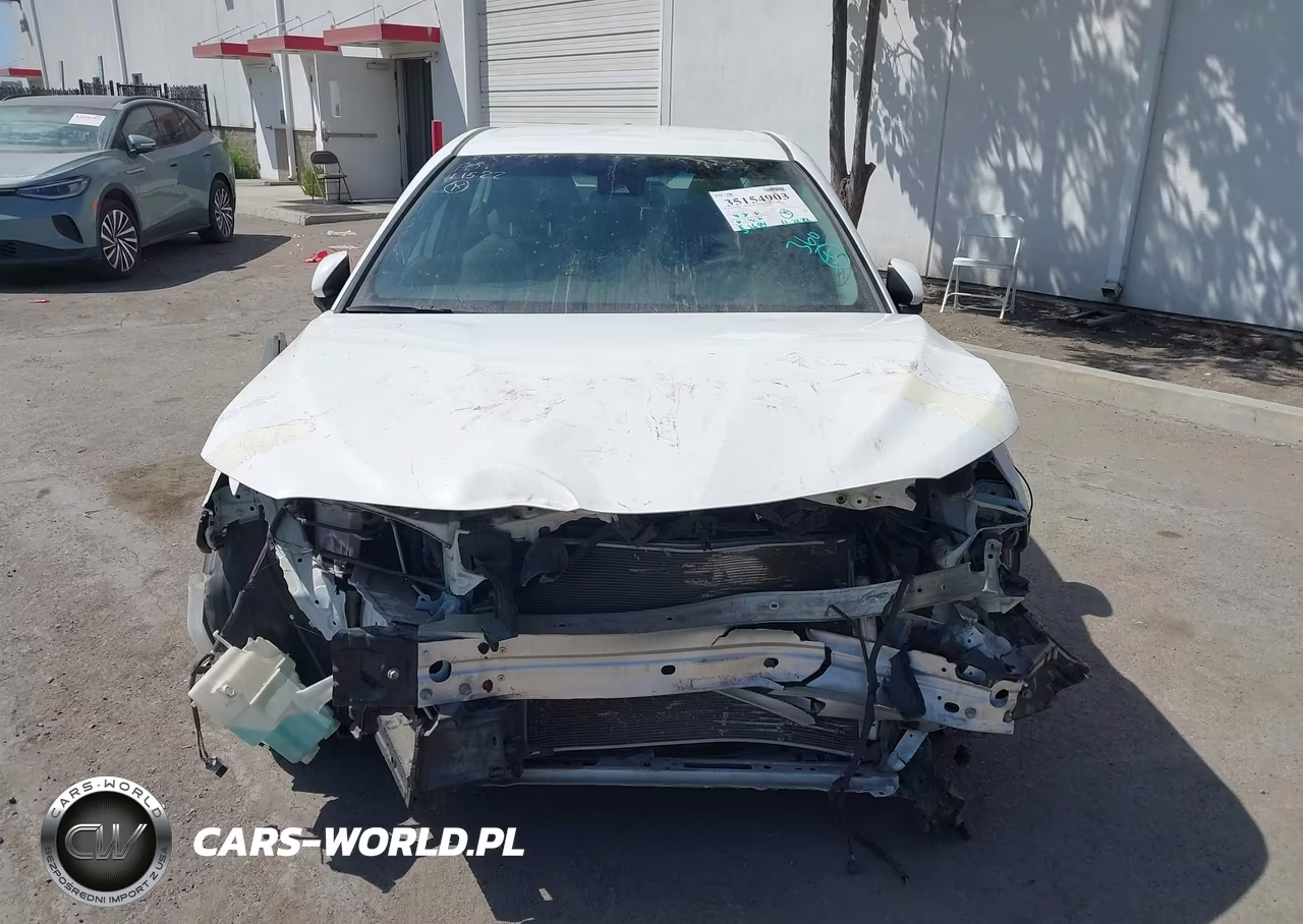 2019 Toyota Camry Le VIN:4T1B11HK8KU740596 - 13