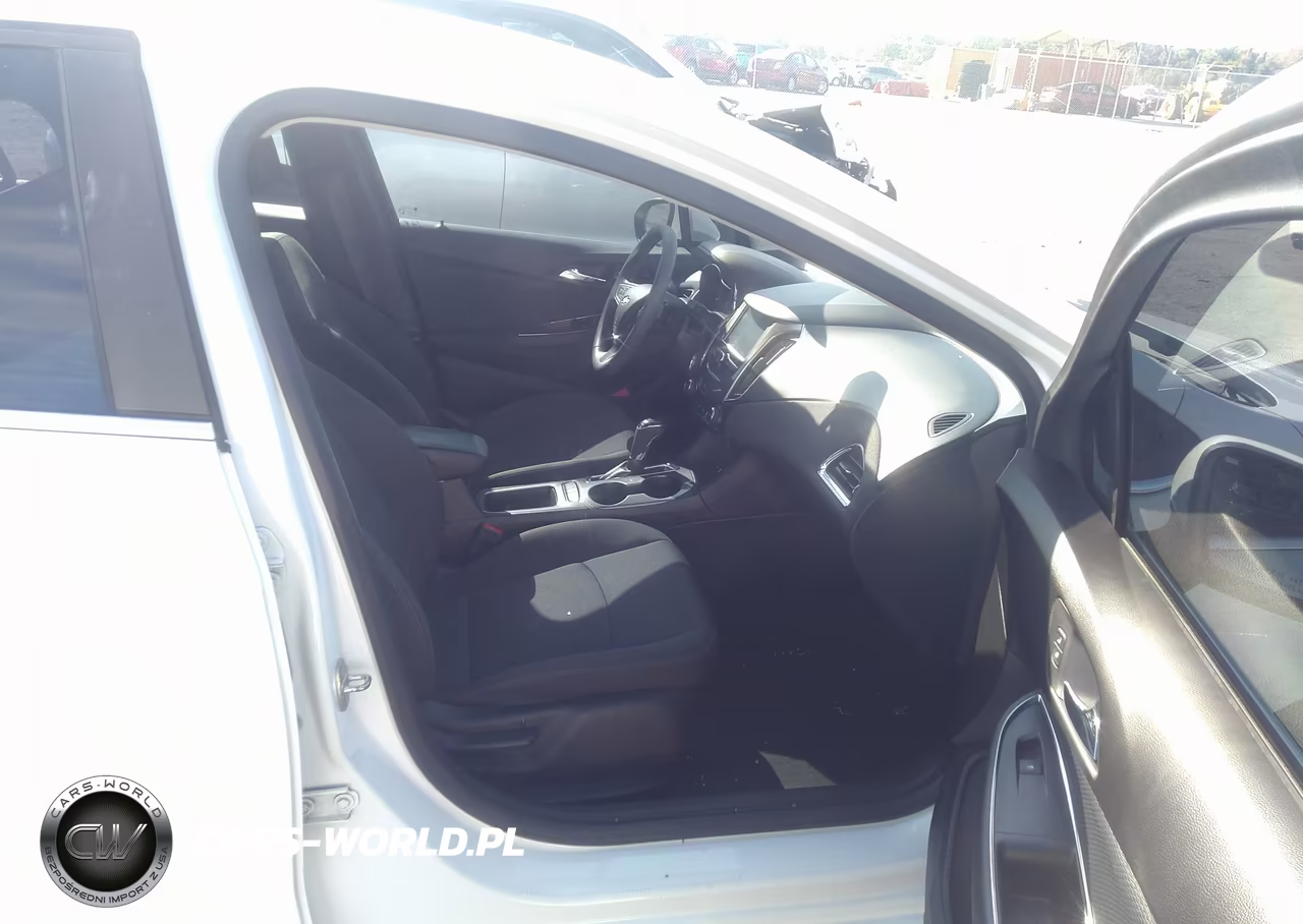 2018 Chevrolet Cruze Lt Auto VIN:1G1BE5SM9J7151895 - 5