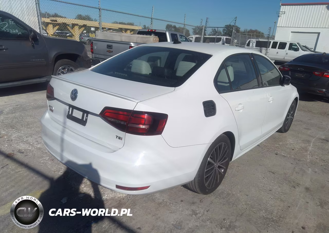 2016 Volkswagen Jetta 1.8T Sport VIN:3VWD17AJ2GM301789 - 4