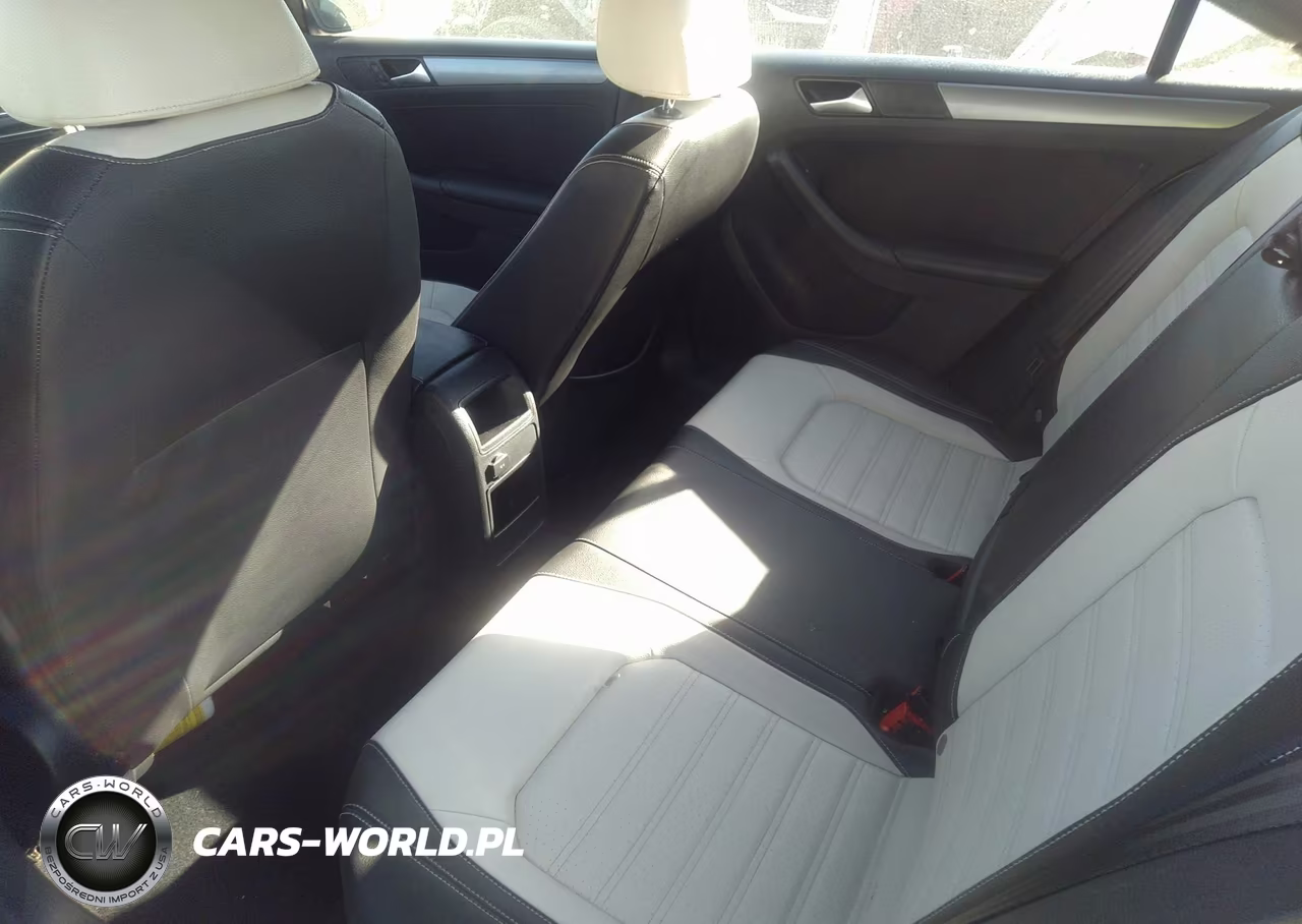 2016 Volkswagen Jetta 1.8T Sport VIN:3VWD17AJ2GM301789 - 8