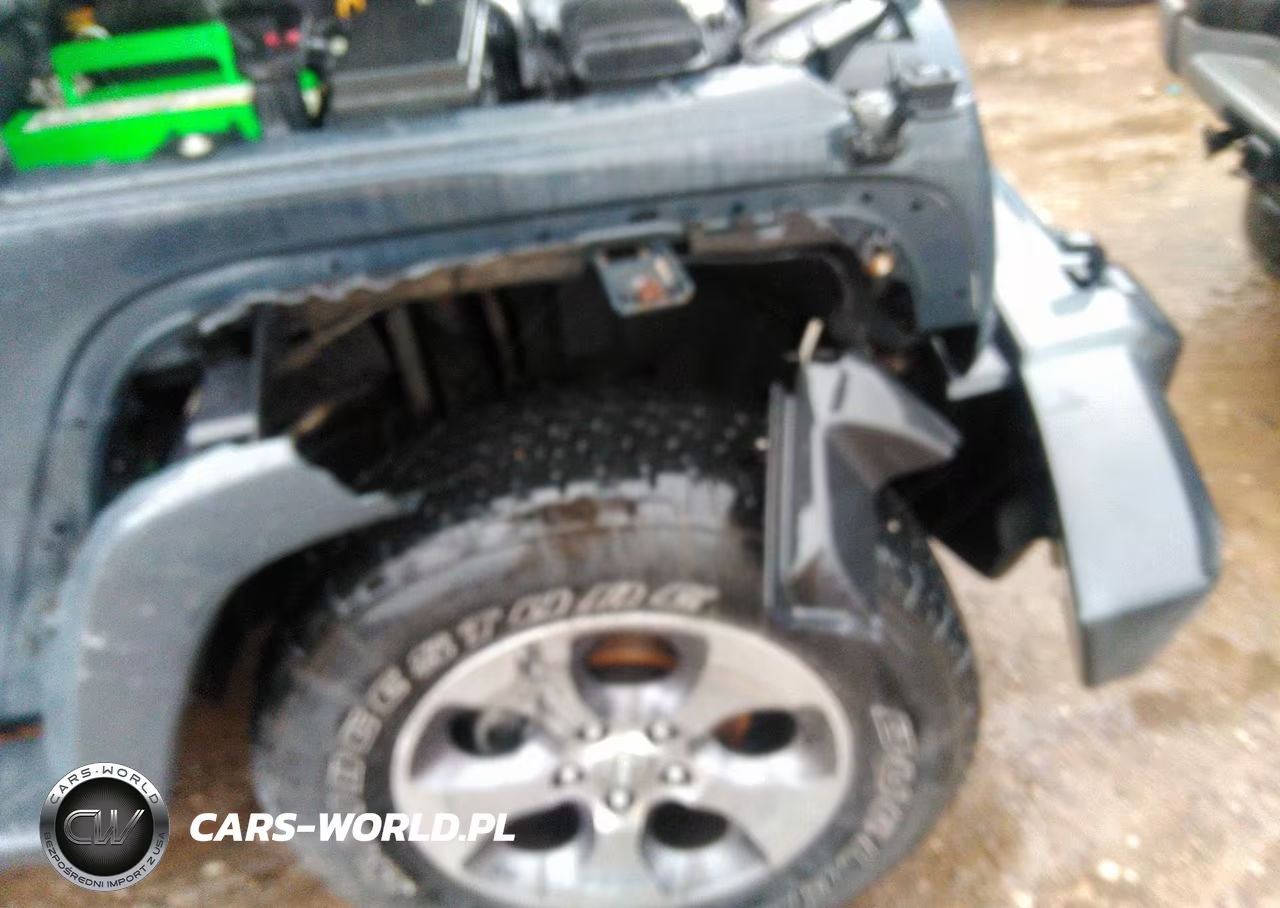 2016 Jeep Wrangler Unlimited Sahara VIN:1C4BJWEG0GL326999 - 6
