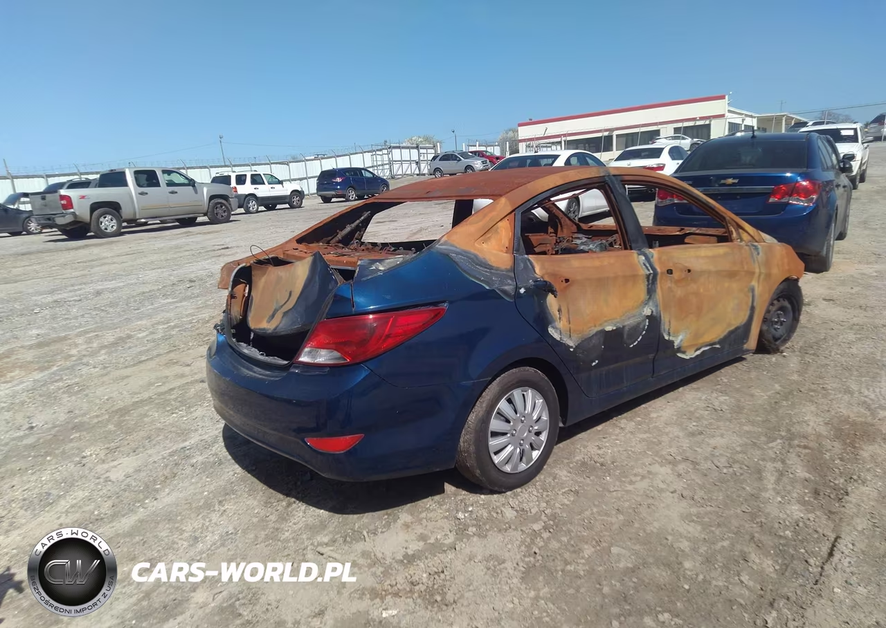 2017 Hyundai Accent Se VIN:KMHCT4AE0HU249923 - 4