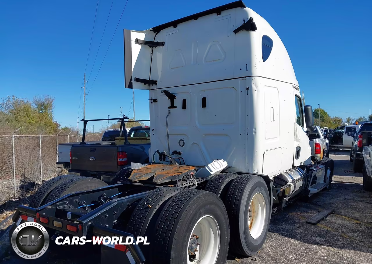 2023 Freightliner Cascadia 126 VIN:3AKJHHDRXPSNS5822 - 4
