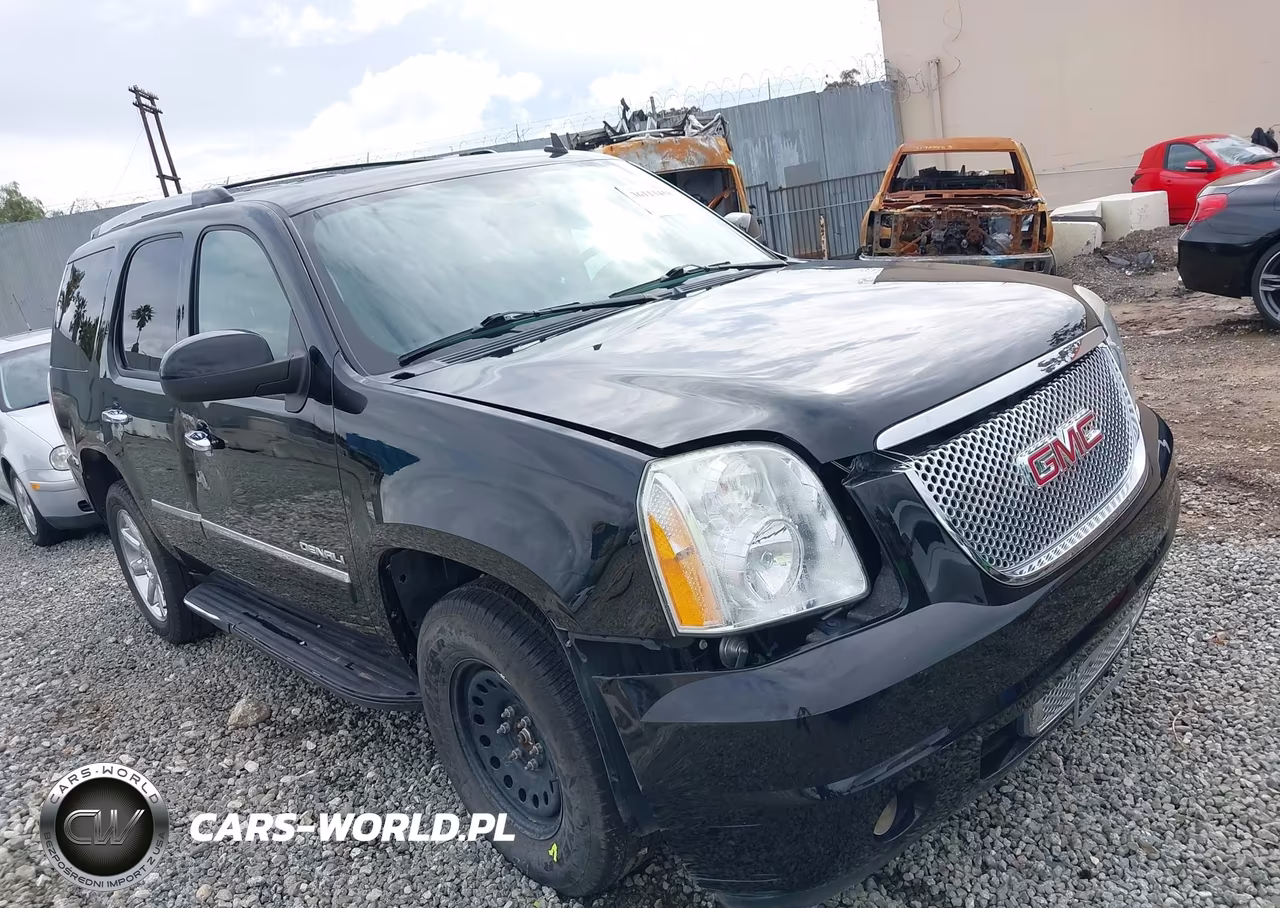 2011 GMC Yukon Denali – zdjęcie 1 z 11