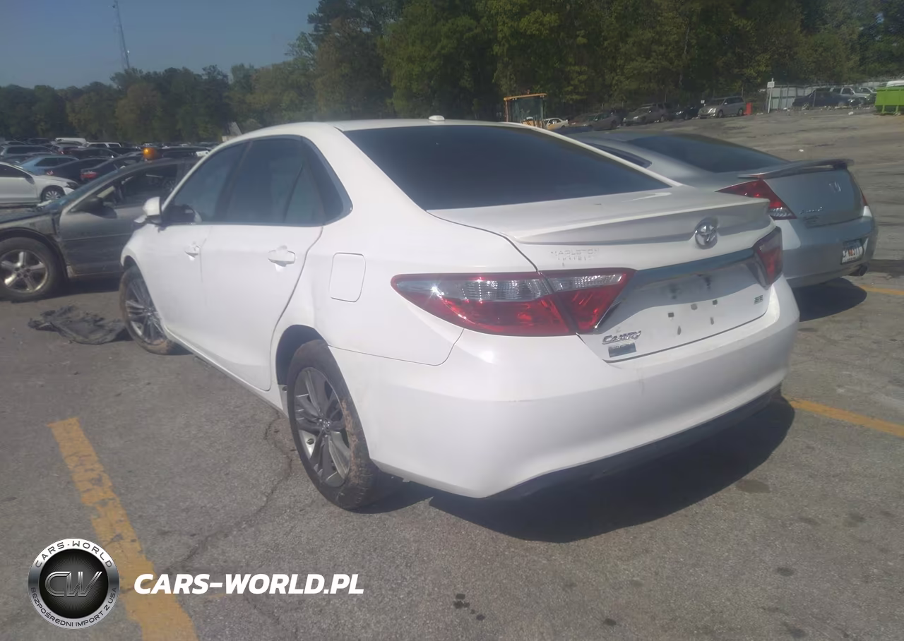 2016 Toyota Camry Se VIN:4T1BF1FK6GU562408 - 3