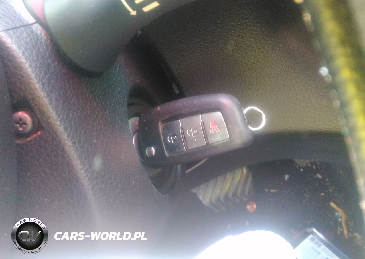 2015 Nissan Rogue S VIN:KNMAT2MV1FP522519 - 11