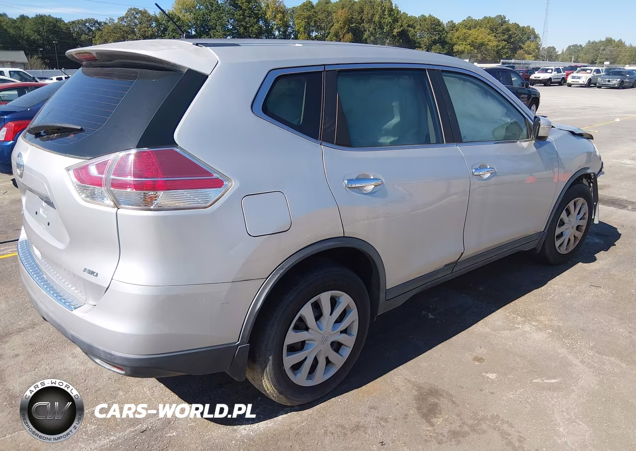 2015 Nissan Rogue S VIN:KNMAT2MV1FP522519 - 4