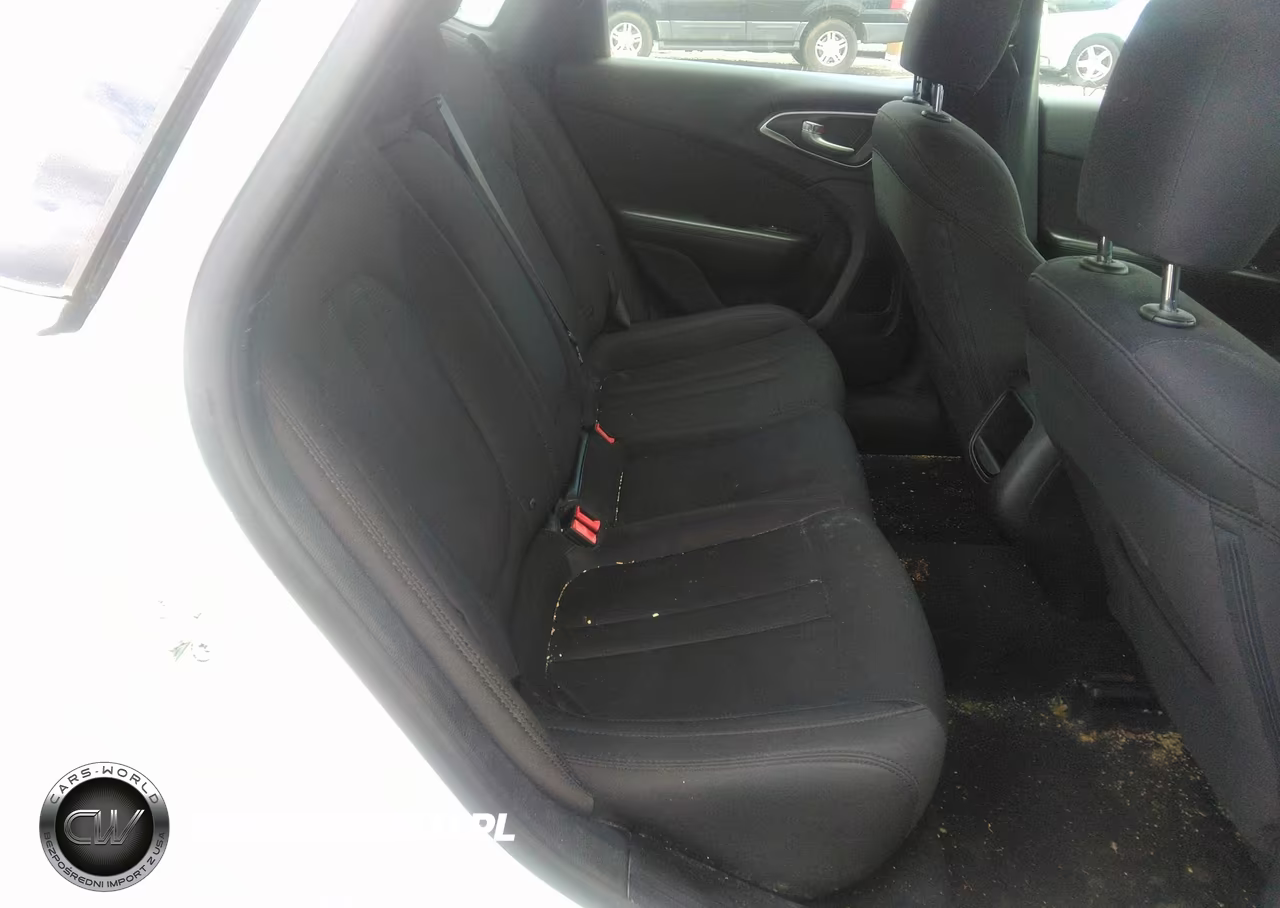 2016 Chrysler 200 Limited VIN:1C3CCCAB2GN159870 - 8