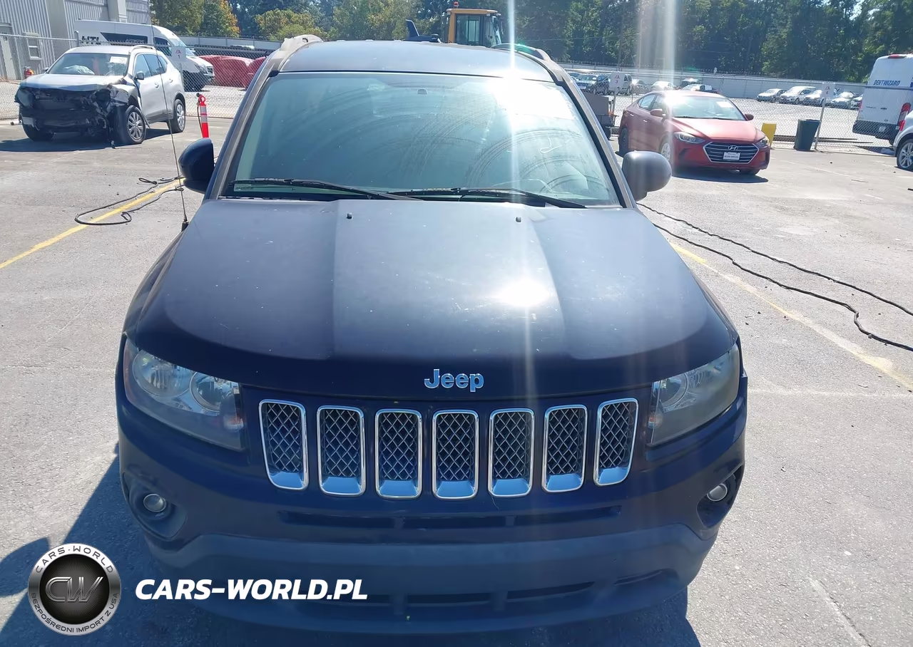 2016 Jeep Compass Latitude VIN:1C4NJCEA5GD769375 - 12