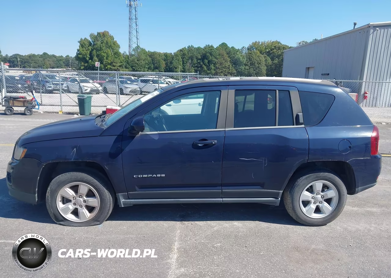 2016 Jeep Compass Latitude VIN:1C4NJCEA5GD769375 - 14