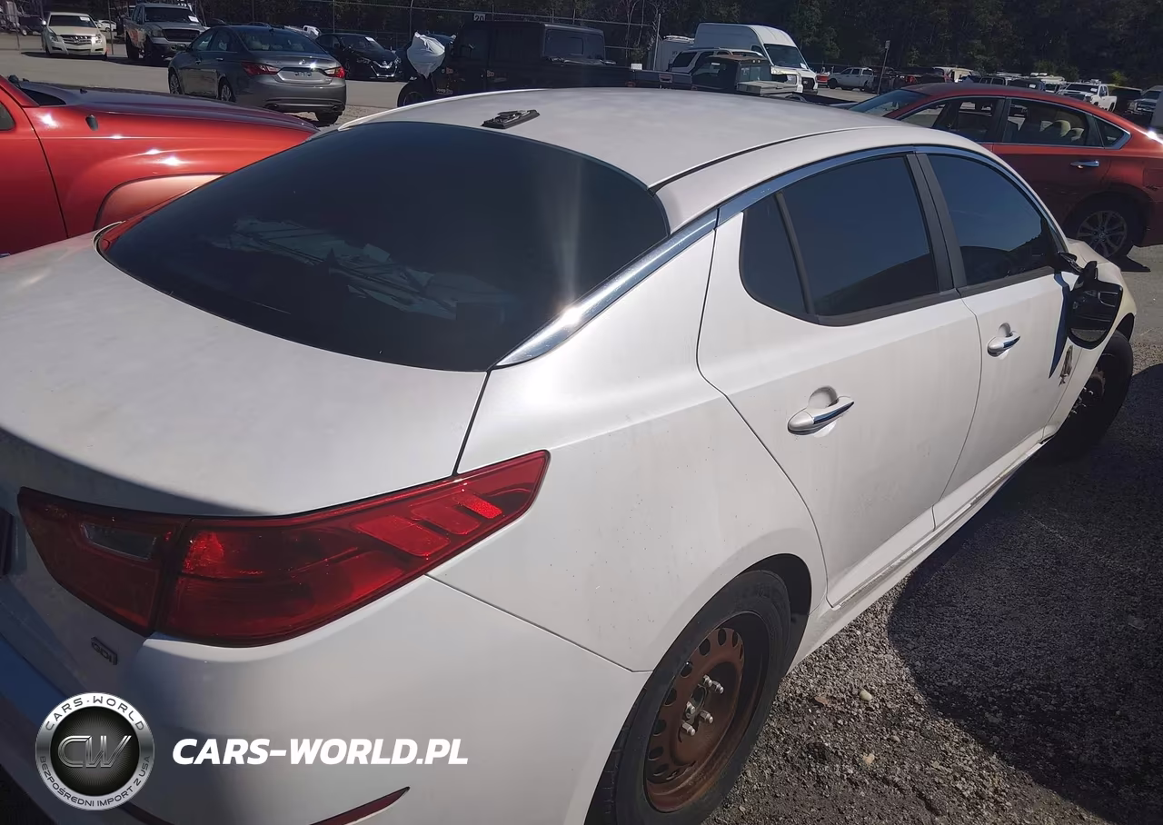 2015 Kia Optima Lx VIN:KNAGM4A71F5635260 - 4