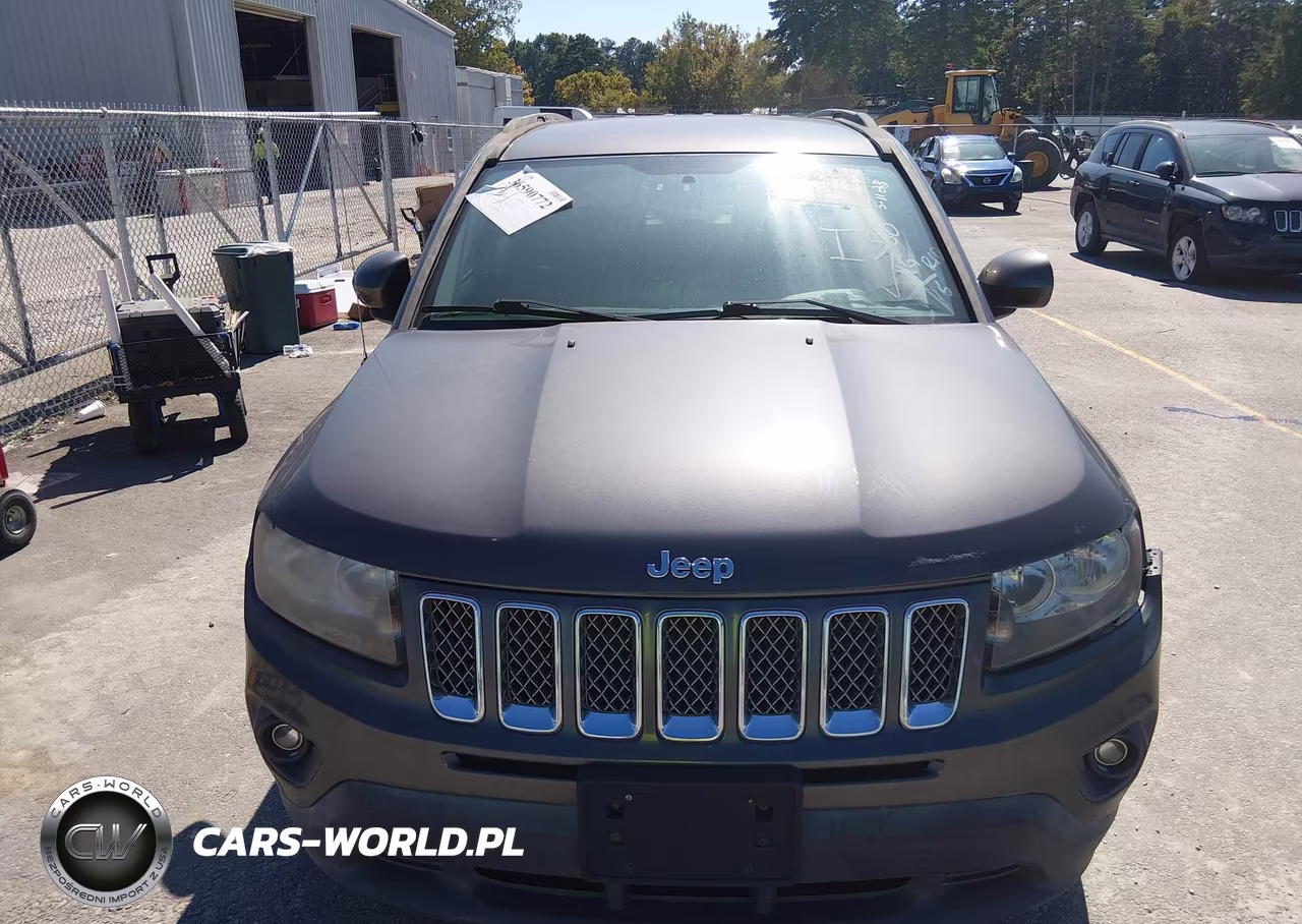 2015 Jeep Compass Latitude VIN:1C4NJDEB0FD258945 - 12