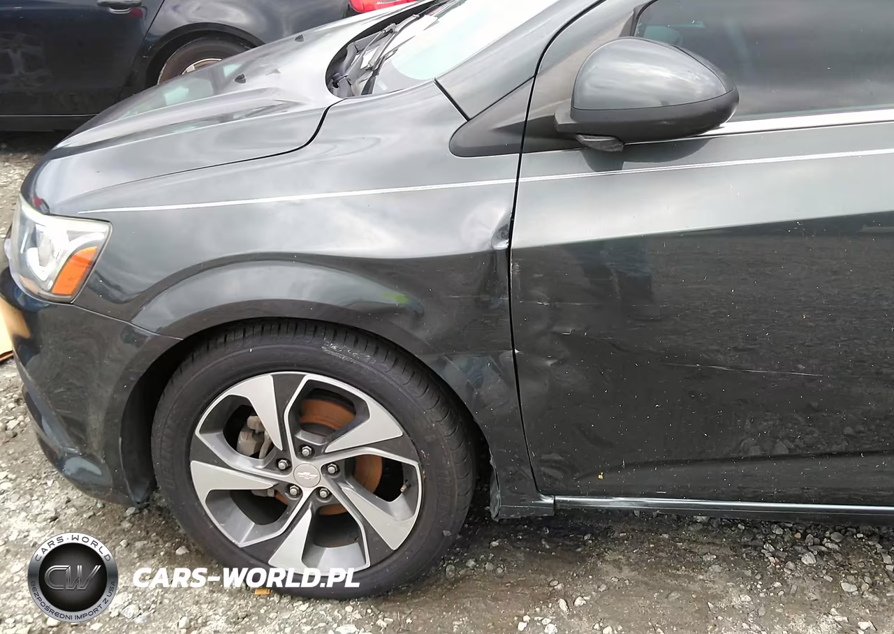 2018 Chevrolet Sonic Premier Auto VIN:1G1JF5SBXJ4107168 - 6