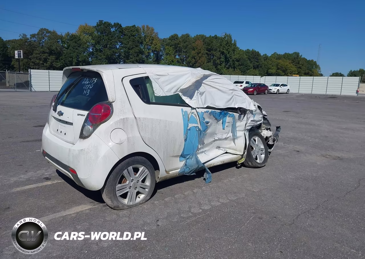 2015 Chevrolet Spark Ls Cvt VIN:KL8CB6S99FC707782 - 4