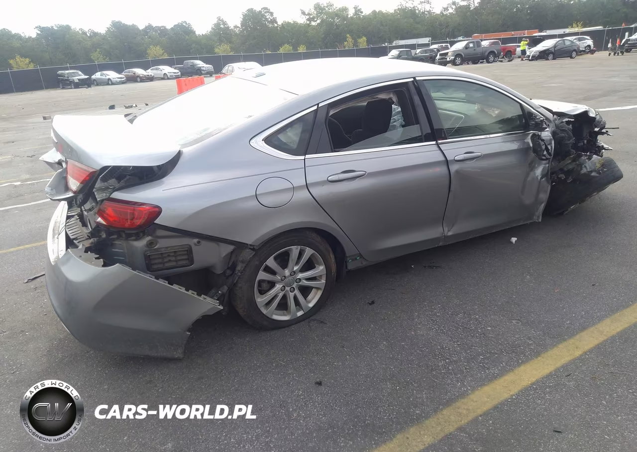 2015 Chrysler 200 Limited VIN:1C3CCCAB2FN594886 - 4