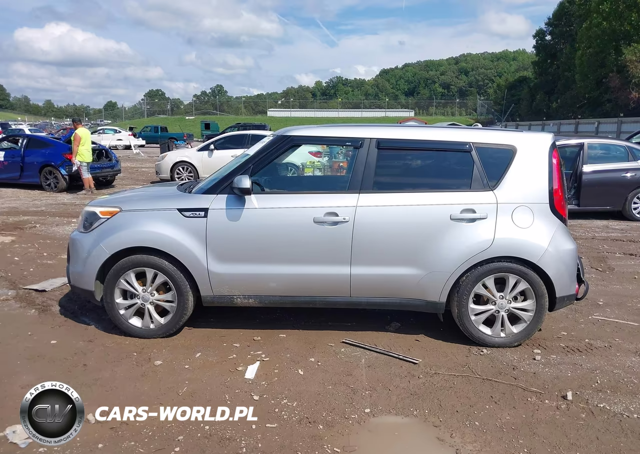 2015 Kia Soul + VIN:KNDJP3A5XF7779161 - 15
