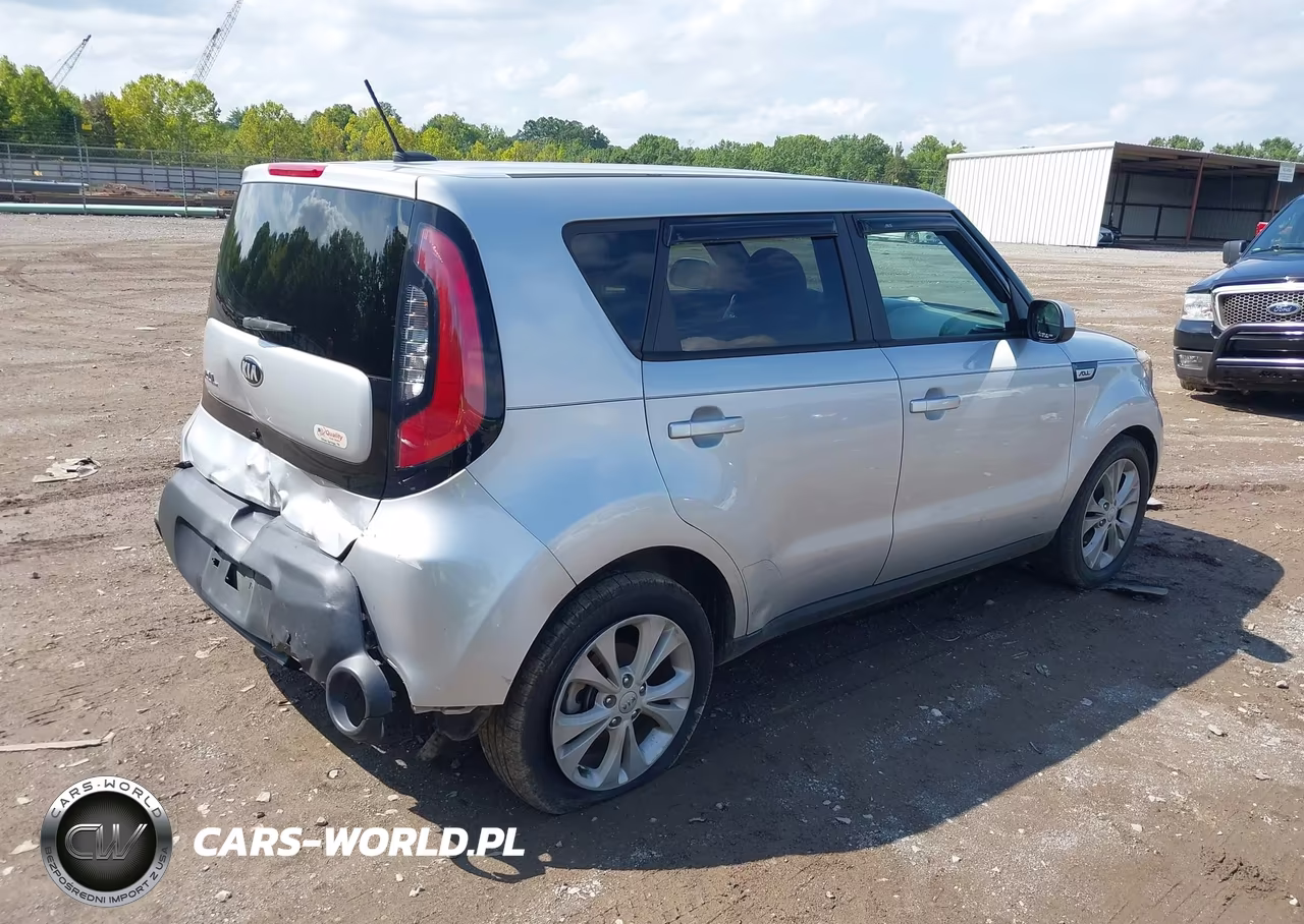 2015 Kia Soul + VIN:KNDJP3A5XF7779161 - 4