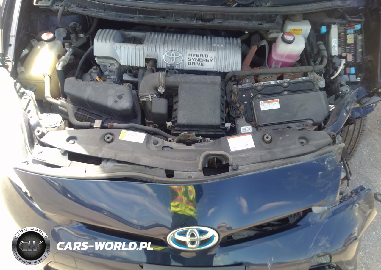 2015 Toyota Prius Three VIN:JTDKN3DU2F0464649 - 10