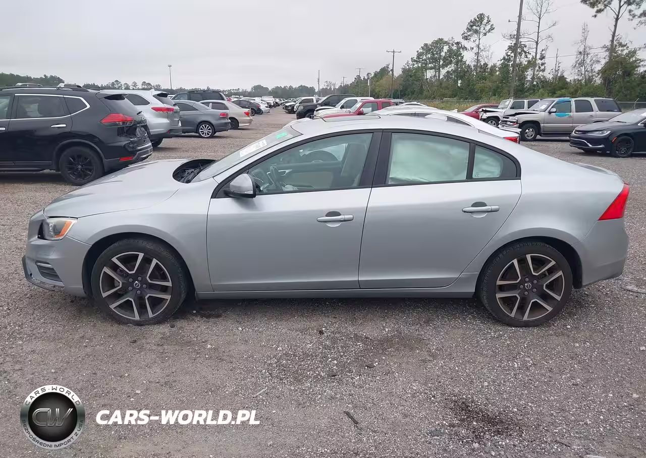 2018 Volvo S60 T5 Dynamic VIN:YV126MFL2J2453326 - 14