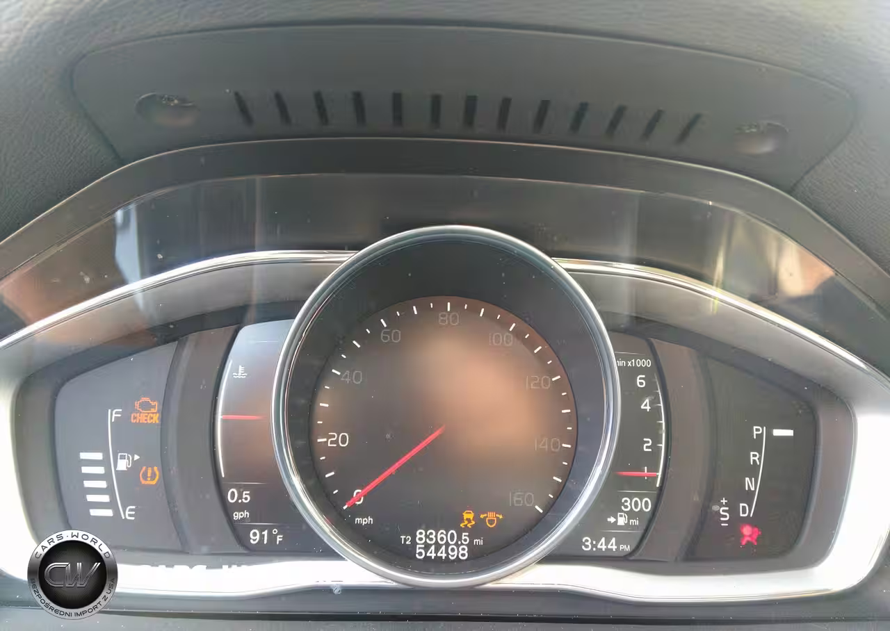 2018 Volvo S60 T5 Dynamic VIN:YV126MFL2J2453326 - 7