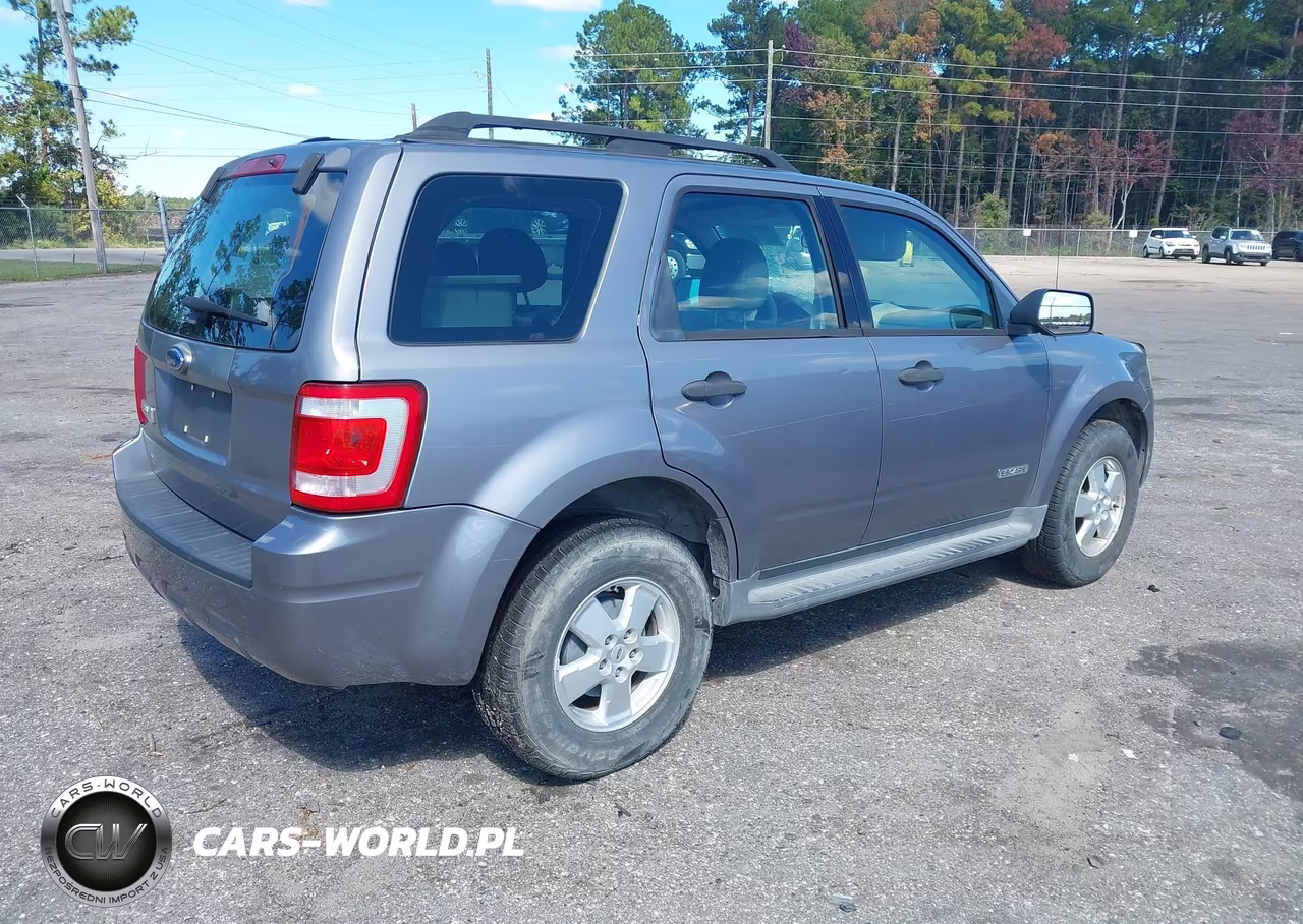 2008 Ford Escape Xls VIN:1FMCU02Z68KC38721 - 4