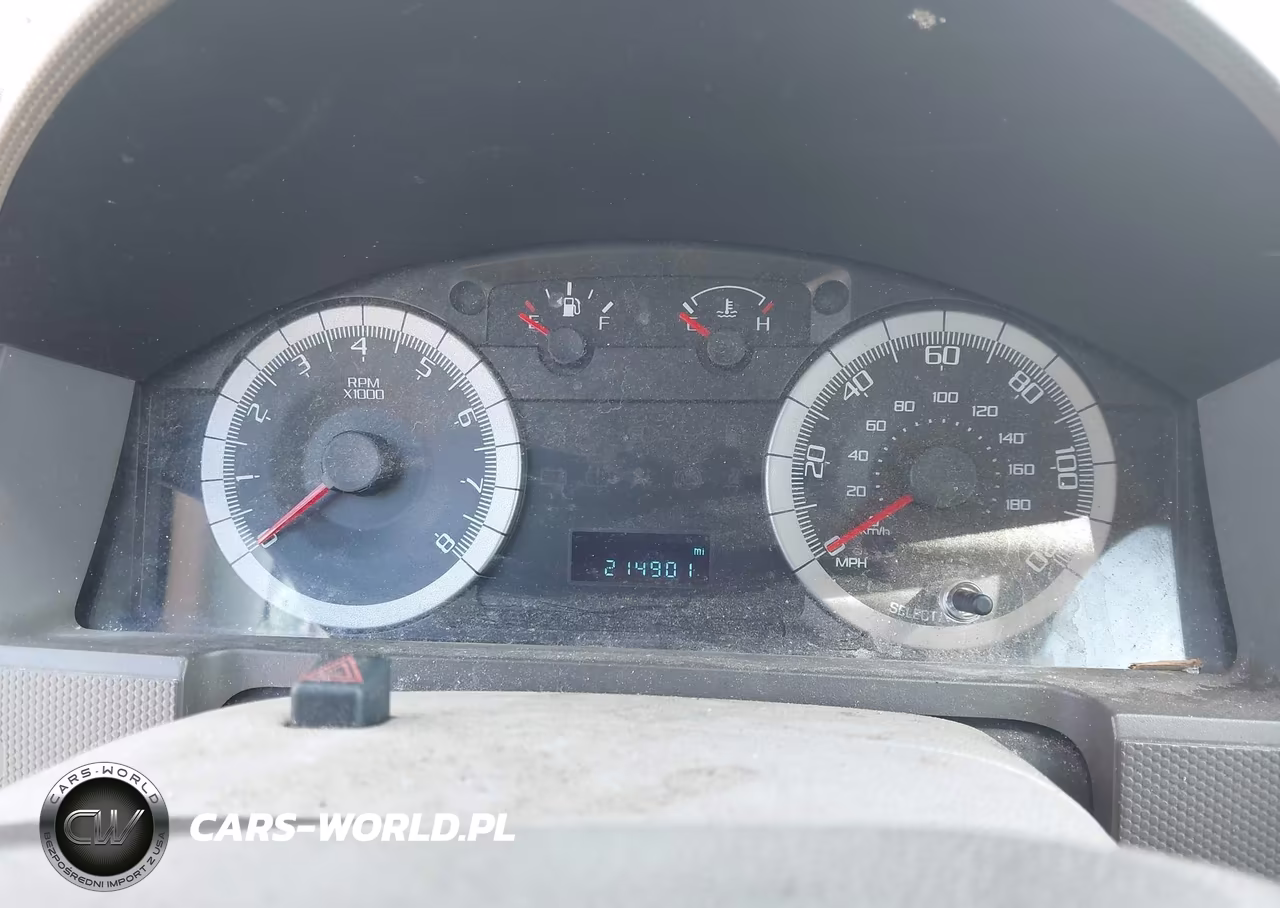 2008 Ford Escape Xls VIN:1FMCU02Z68KC38721 - 7