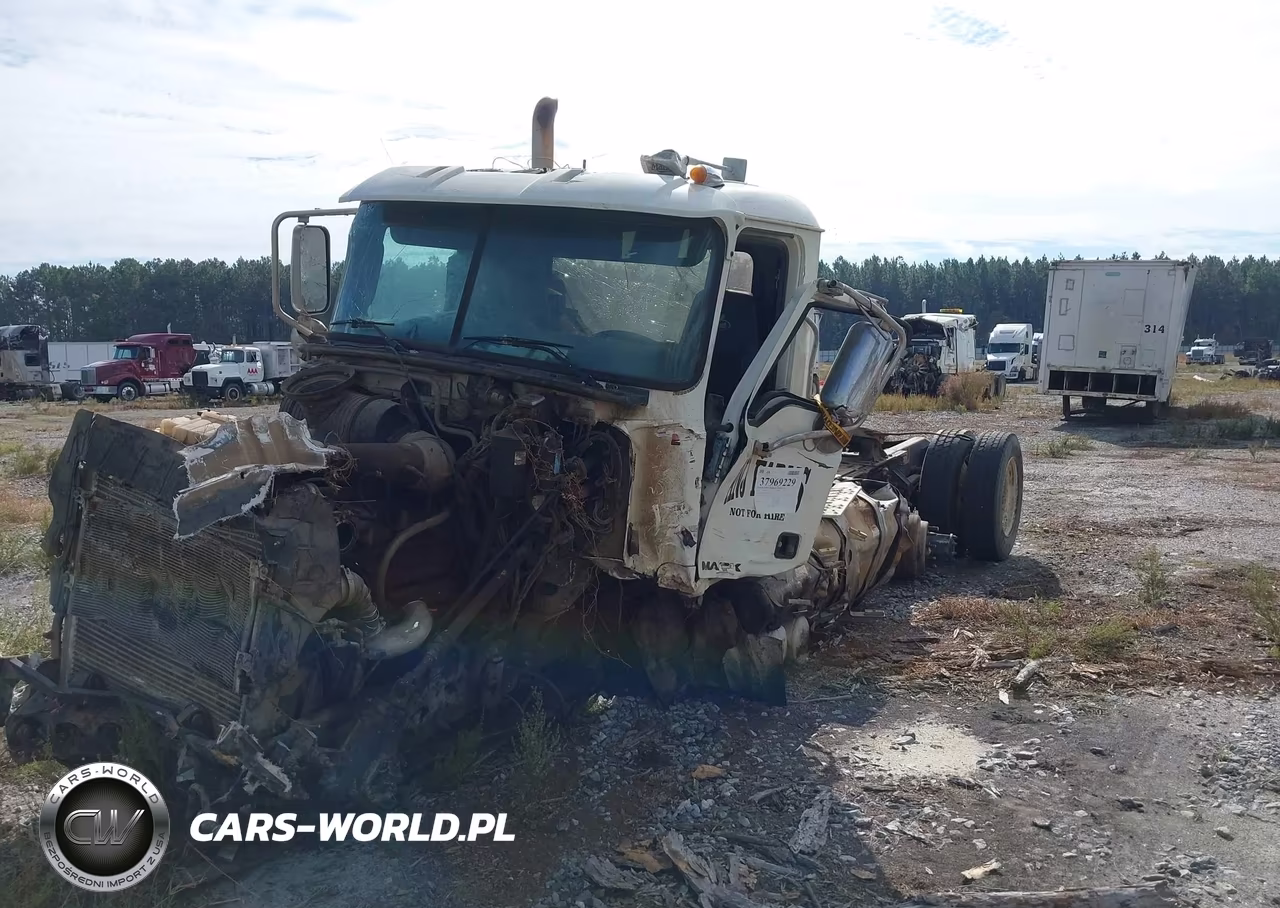 2010 Mack 600 Cxu600 VIN:1M1AW07Y5AM012086 - 2