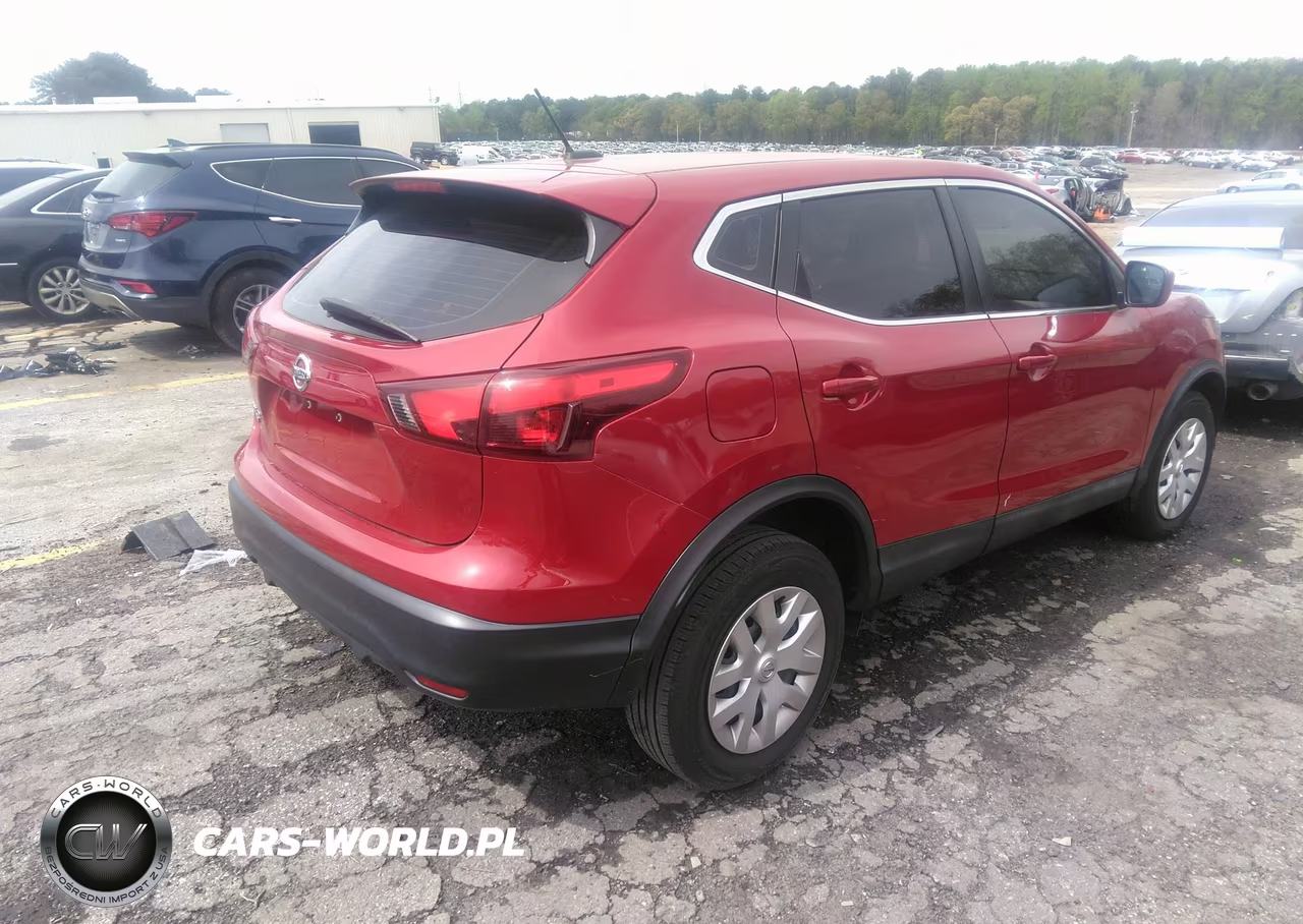 2018 Nissan Rogue Sport S VIN:JN1BJ1CP3JW157432 - 4