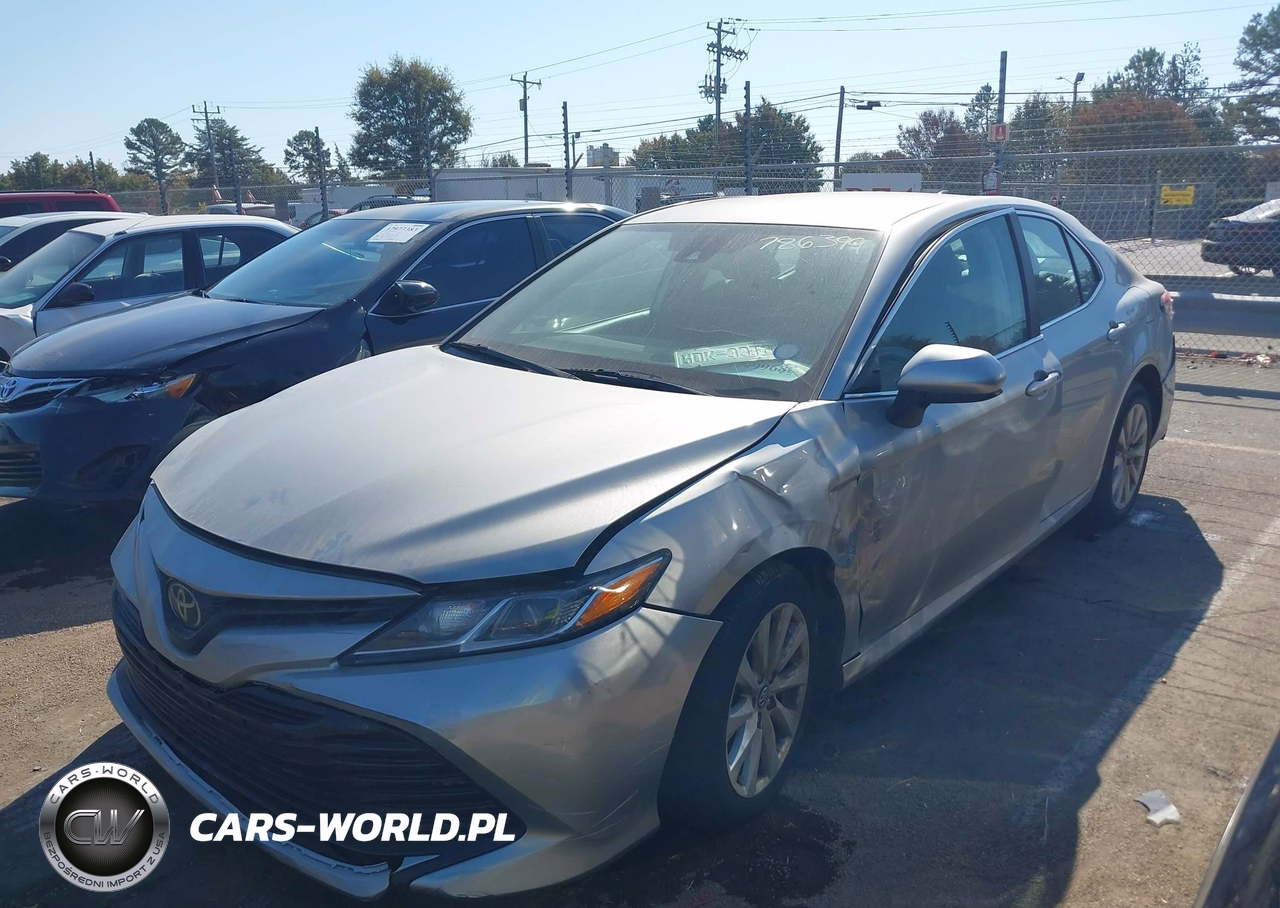 2019 Toyota Camry Le VIN:4T1B11HK5KU786399 - 2