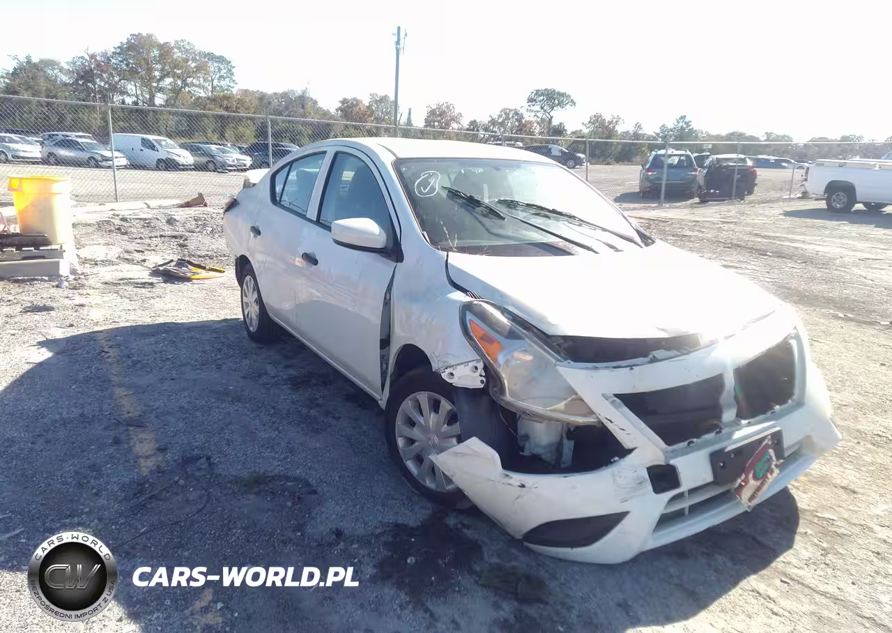 2019 Nissan Versa Sedan S Plus