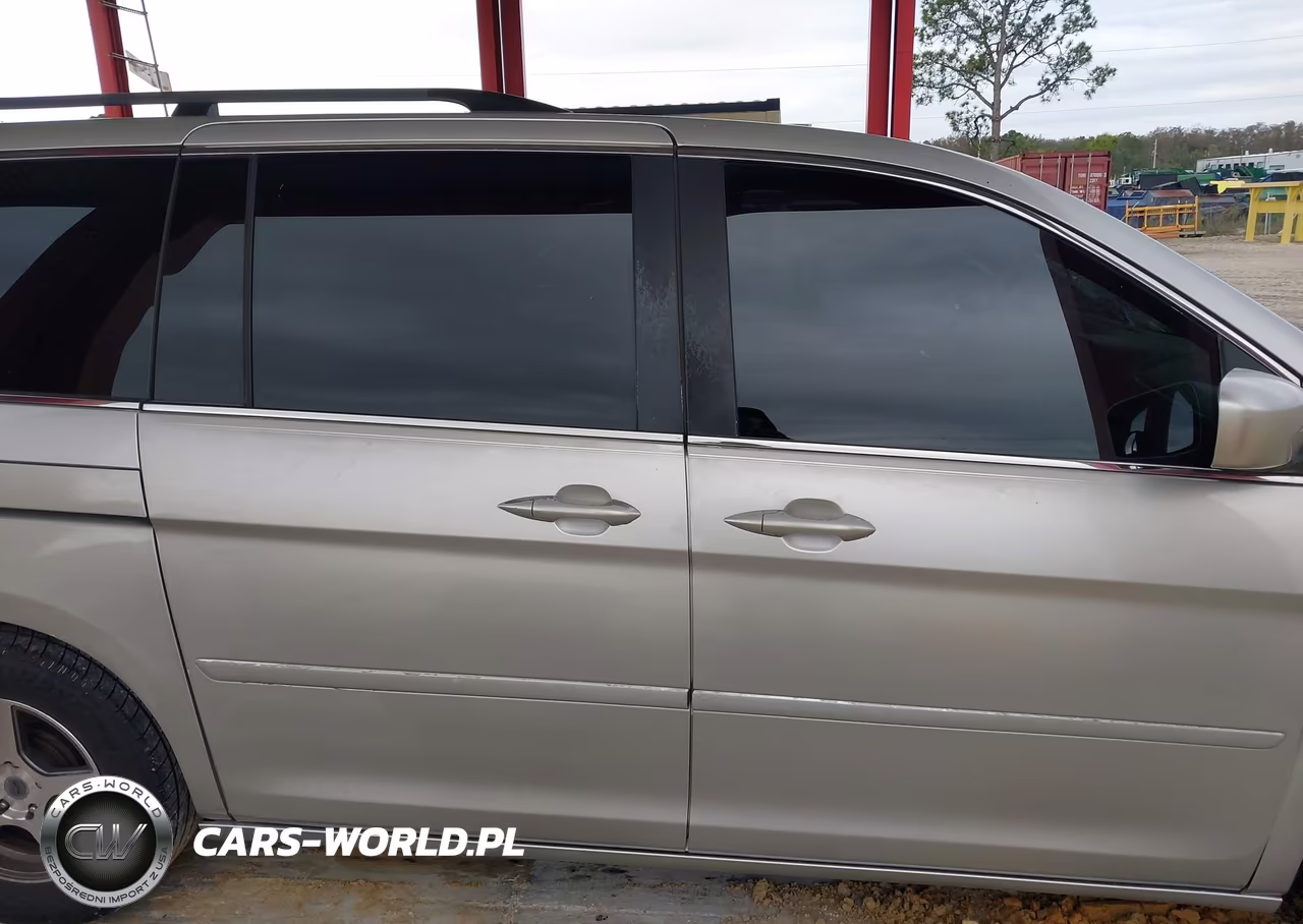 2005 Honda Odyssey Touring VIN:5FNRL38855B045180 - 13