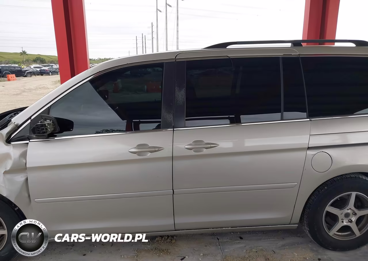 2005 Honda Odyssey Touring VIN:5FNRL38855B045180 - 14