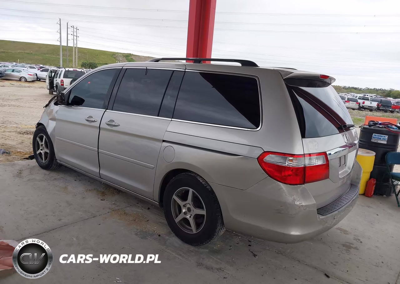 2005 Honda Odyssey Touring VIN:5FNRL38855B045180 - 3