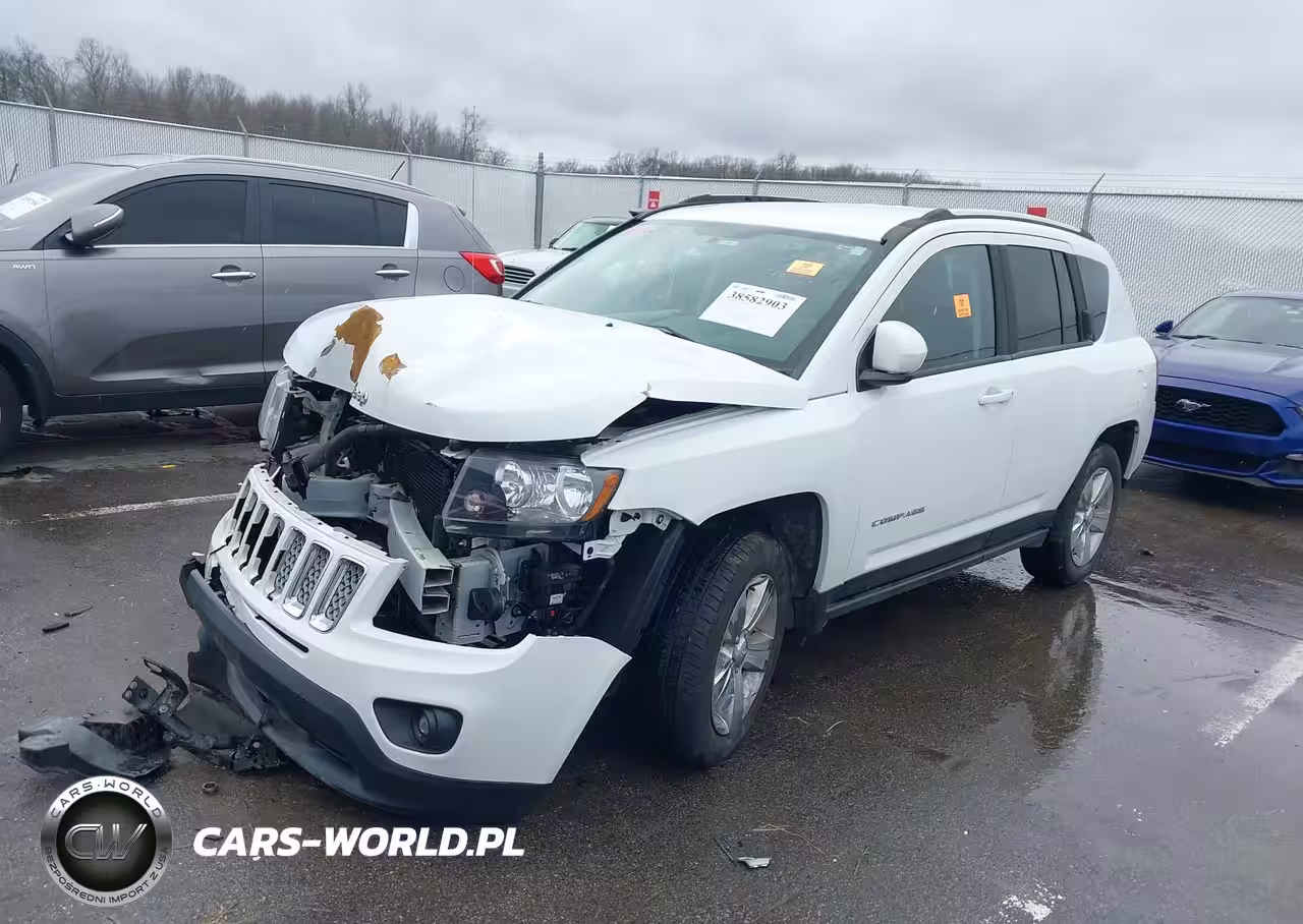 2015 Jeep Compass Latitude VIN:1C4NJDEB2FD393389 - 2