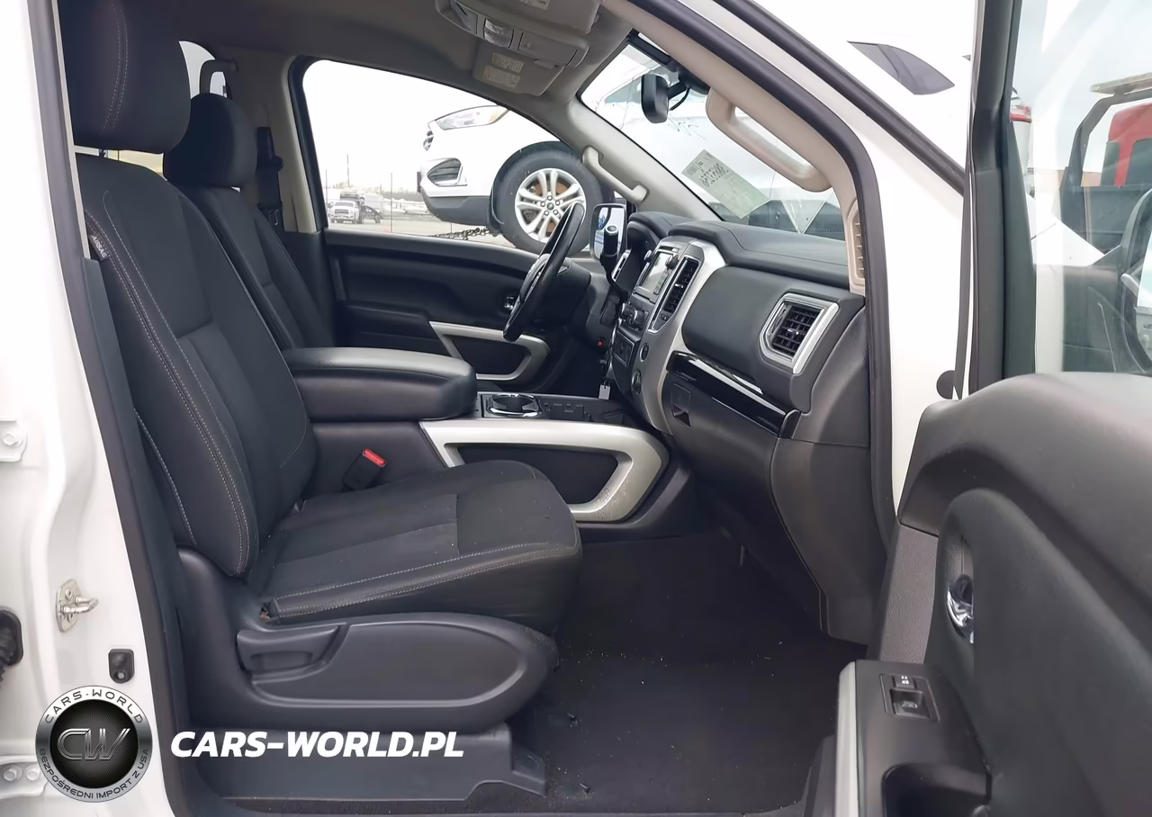 2017 Nissan Titan Sv VIN:1N6AA1E52HN560299 - 5