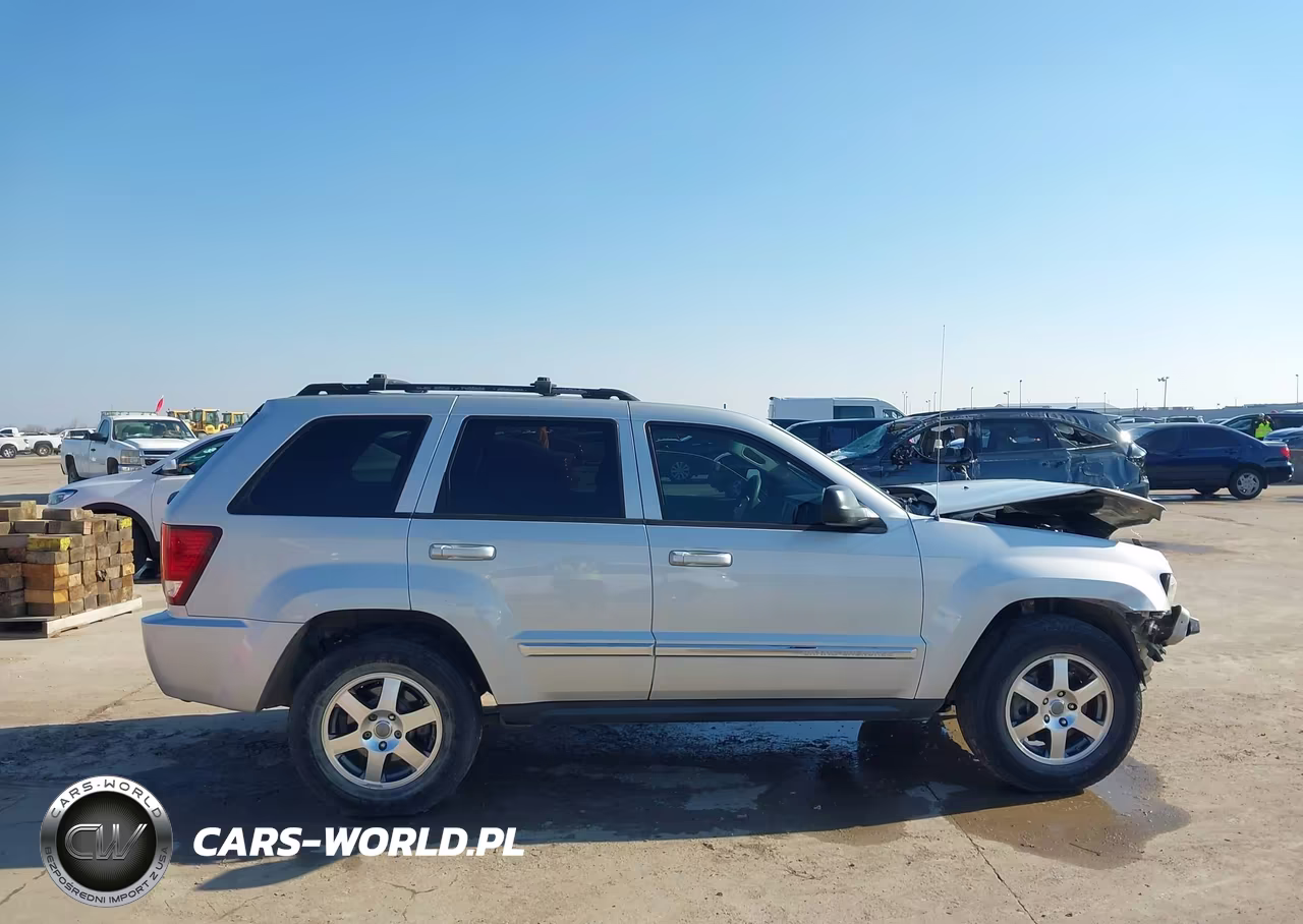 2009 Jeep Grand Cherokee Laredo VIN:1J8GS48K09C555248 - 13