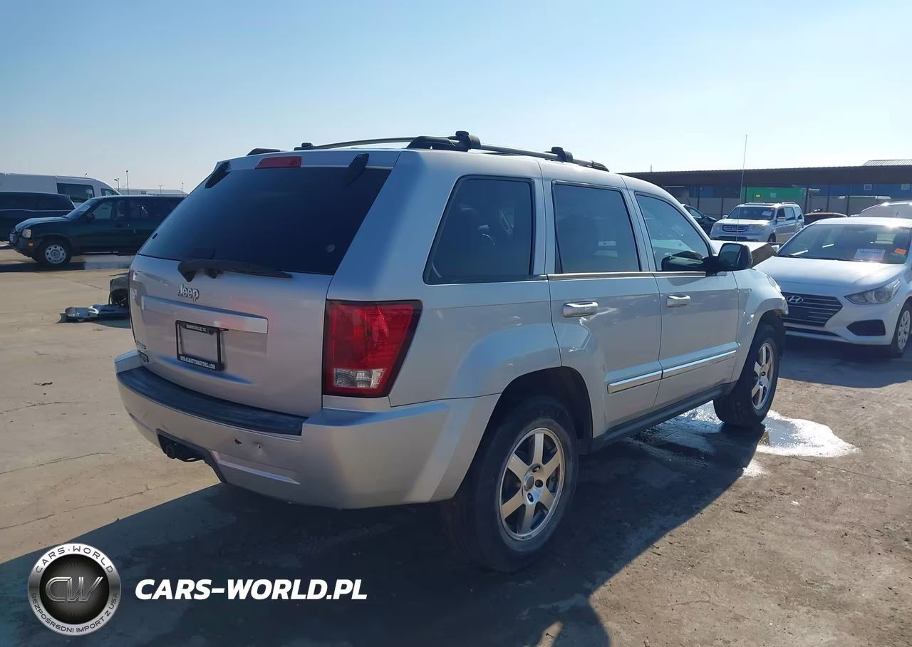 2009 Jeep Grand Cherokee Laredo VIN:1J8GS48K09C555248 - 4