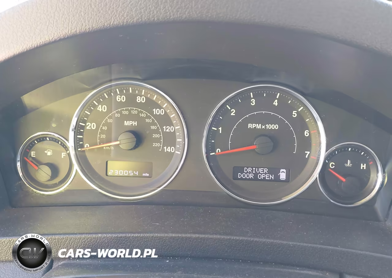 2009 Jeep Grand Cherokee Laredo VIN:1J8GS48K09C555248 - 7